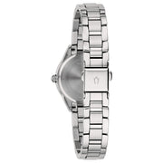 Bracciale in acciaio inox con chiusura deployante.
